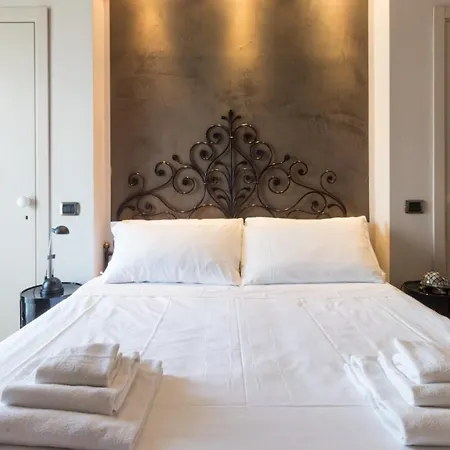 Apartment Italianway - Carlo Troya 17